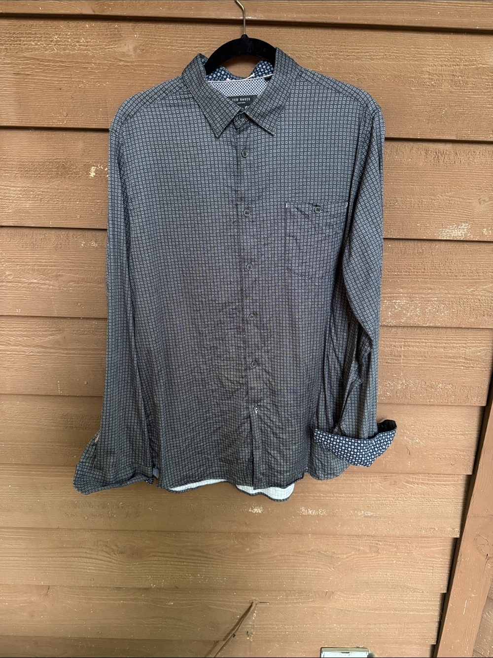 Ted Baker Men's Black and Gray Micro-Pattern Button-Down Shirt size 5